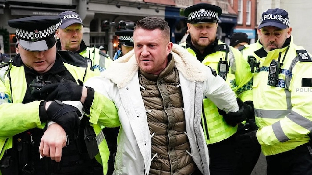 UPDATE Tommy Robinson Pepper Sprayed and Arrested for Marching against Hamas Metro Police Release Statement