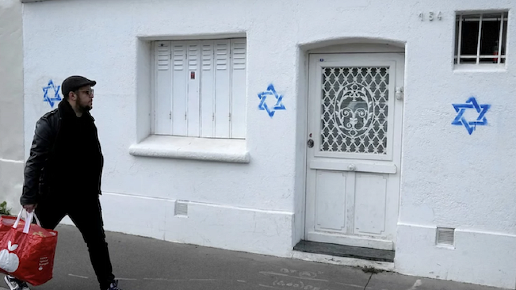 You Dirty Jew I Will Kill You Allahu Akbar French Woman Attacked in her Home Ordered to Throw Away Mezuzahs