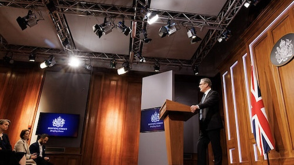When UK Govt Says Problem is Too Many Knives Not Too Many Knifemen Legacy Media Falls Into Line