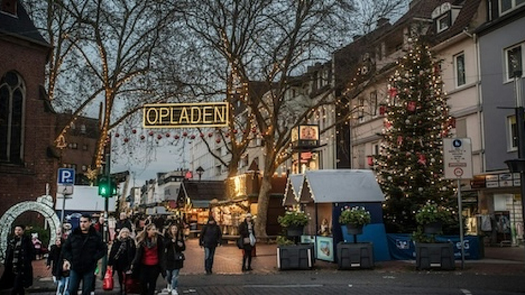 Germany Islamic Migrant Teens Plot Jihad Attack on Christmas Market One Sentenced Another Awaits Trial